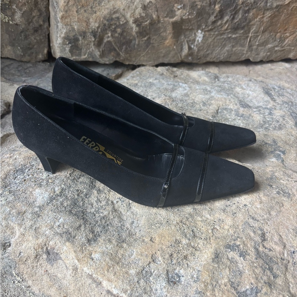 Vintage Salvatore Ferragamo Black Suede & Patent leather Heels Size 9 - Picture 2 of 6